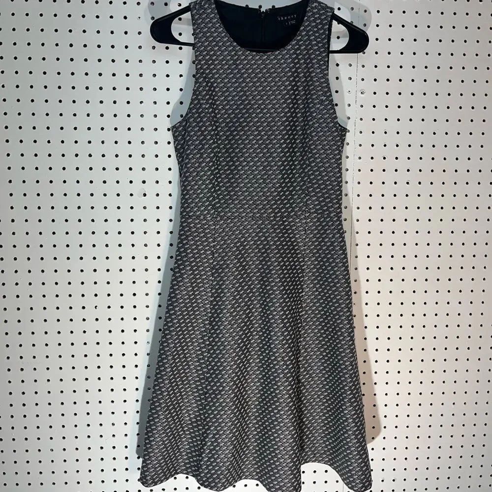 Theory sleeveless dress 